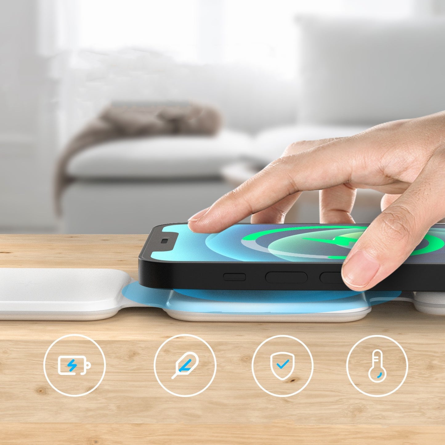 3-in-1 Magnetic Foldable Wireless Charger – Multi-Device Charging Station